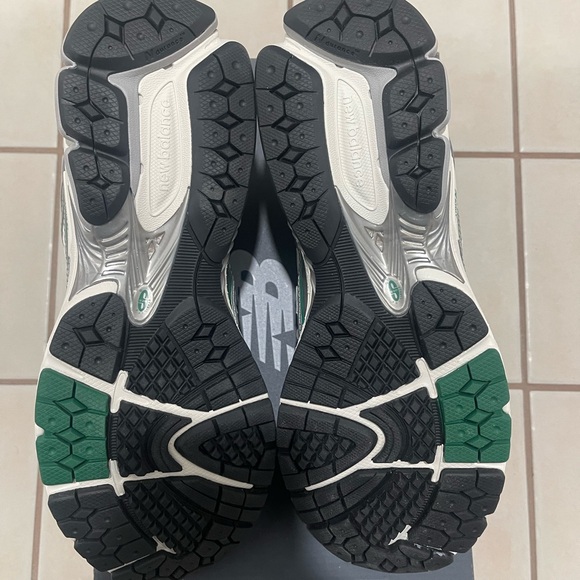 New Balance 1906R ‘Spruce Pack’ - Picture 4 of 5